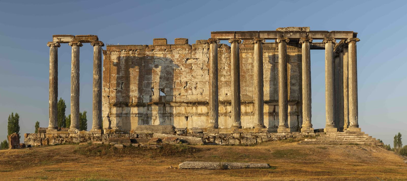 Aizanoi Antik Kenti Zeus Tapınağı Ve Sütunlar Çavdarhisar Kütahya