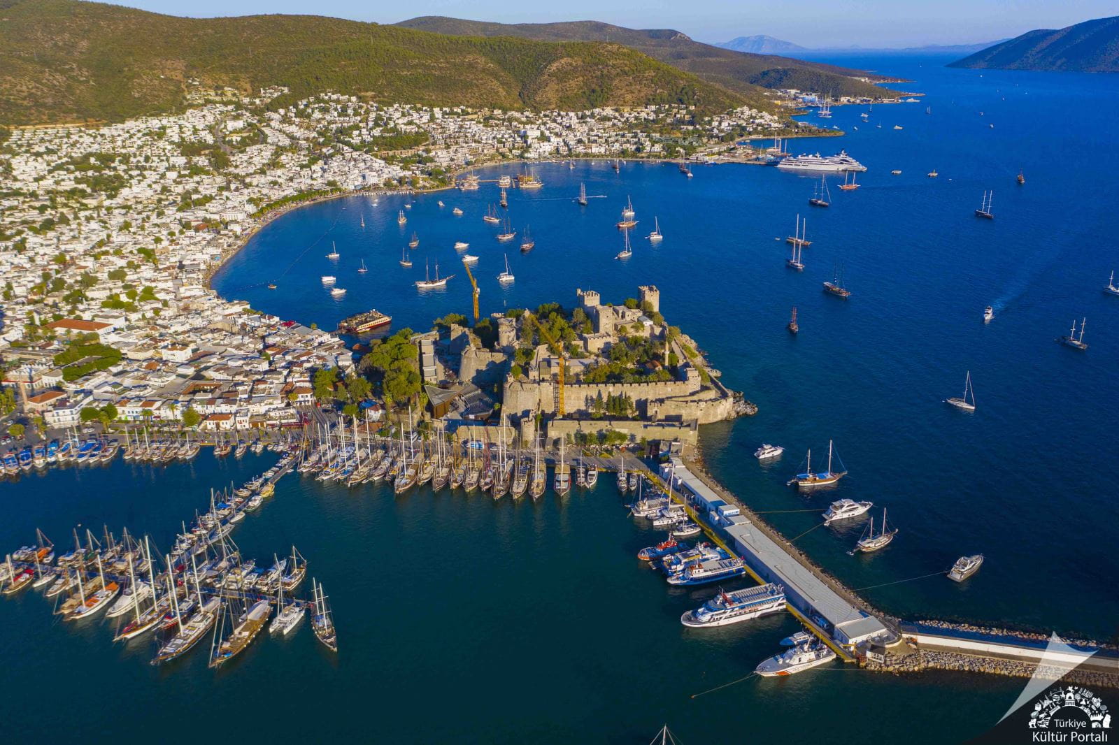 Bodrum Kalesi ve Sualtı Arkeoloji Müzesi Muğla