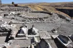 Selçuklu Kümbeti ve Selçuklu Mezarlığı